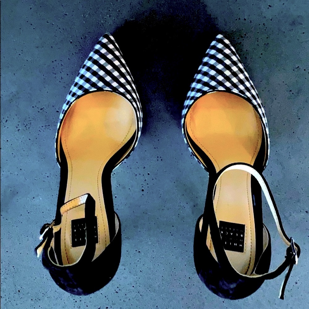 WHBM heels with ankle strap blk/wht checkered - NEW - Size 7